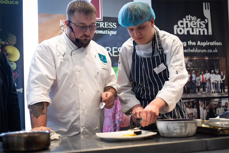 Dan from Berwick Lodge leading a demonstration with a City of Bristol College student.