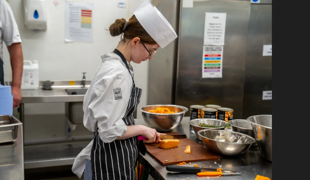 Student in a catering class