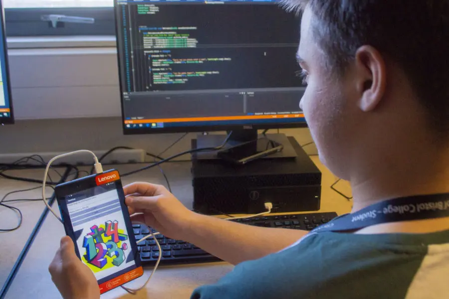 Computing National Foundation / Extended Diploma Level 3